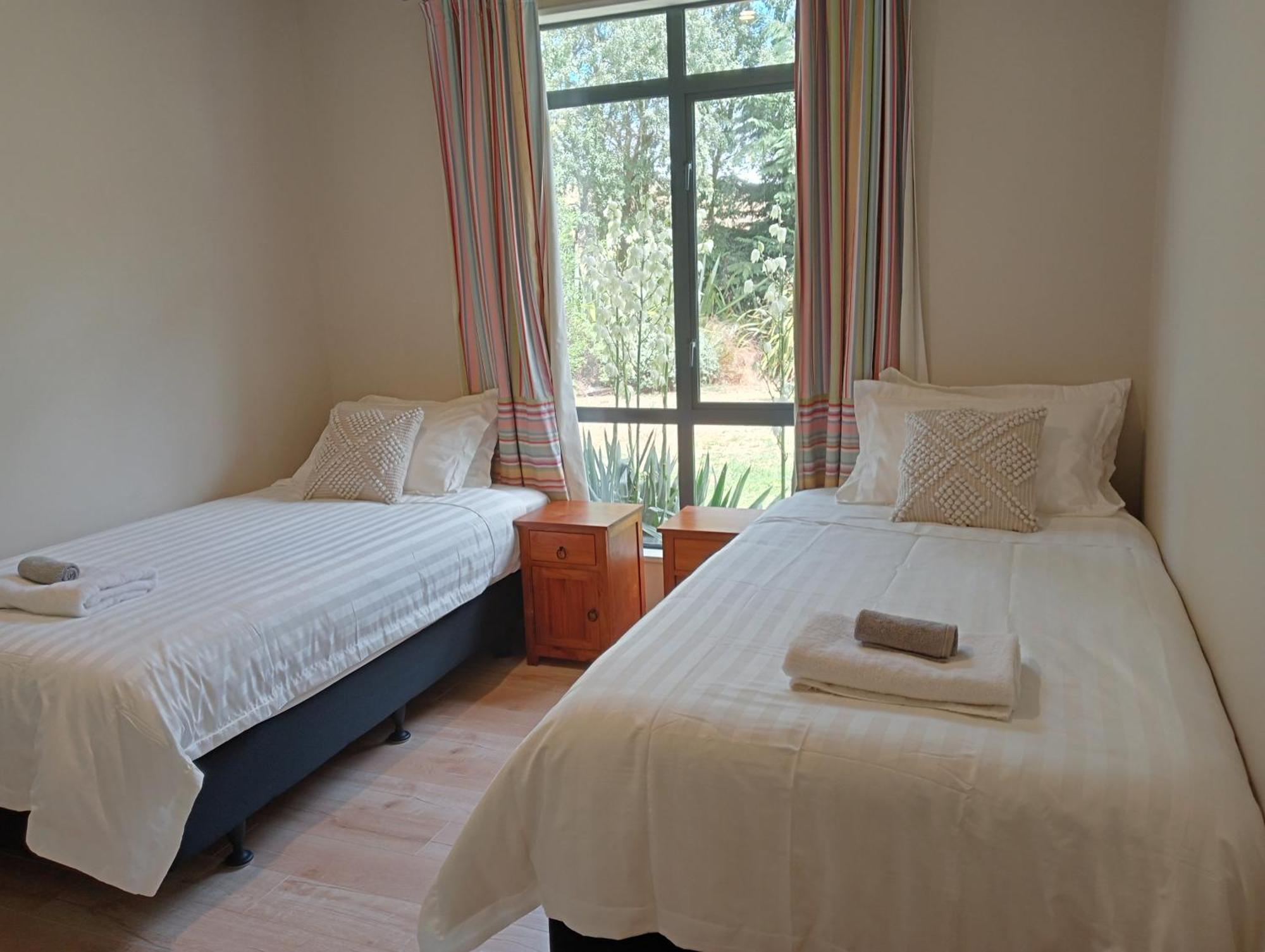 Springfield Retreat 4 Bedrooms Bagian luar foto